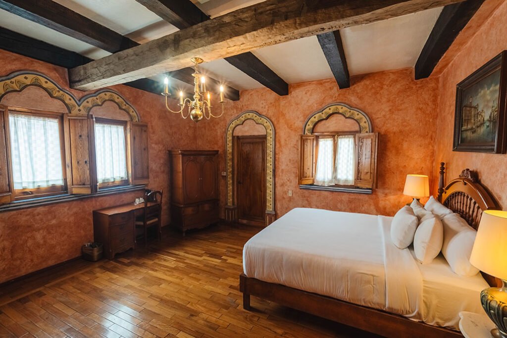 Hotel 7
